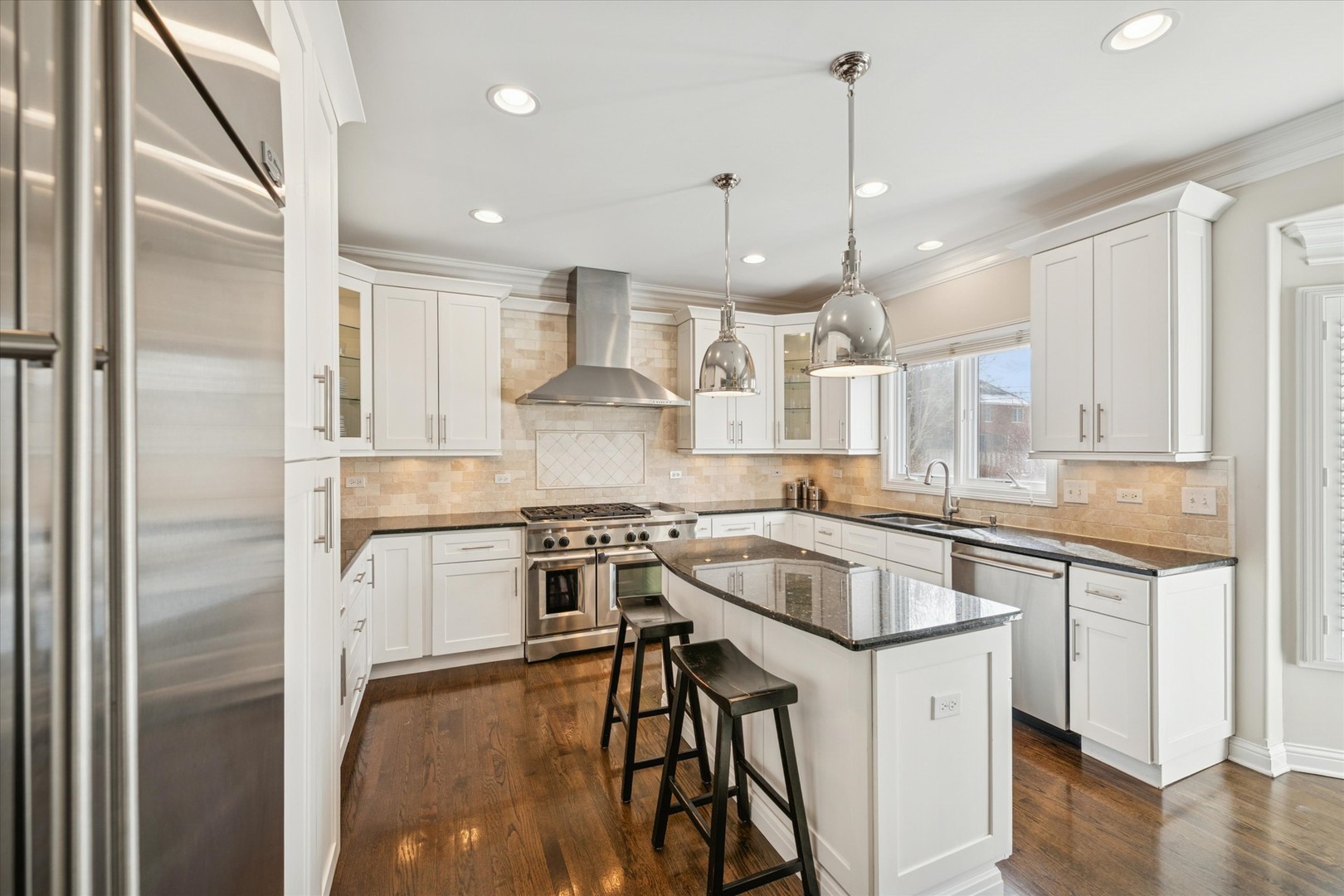 146 North Walnut Street Elmhurst IL 60126