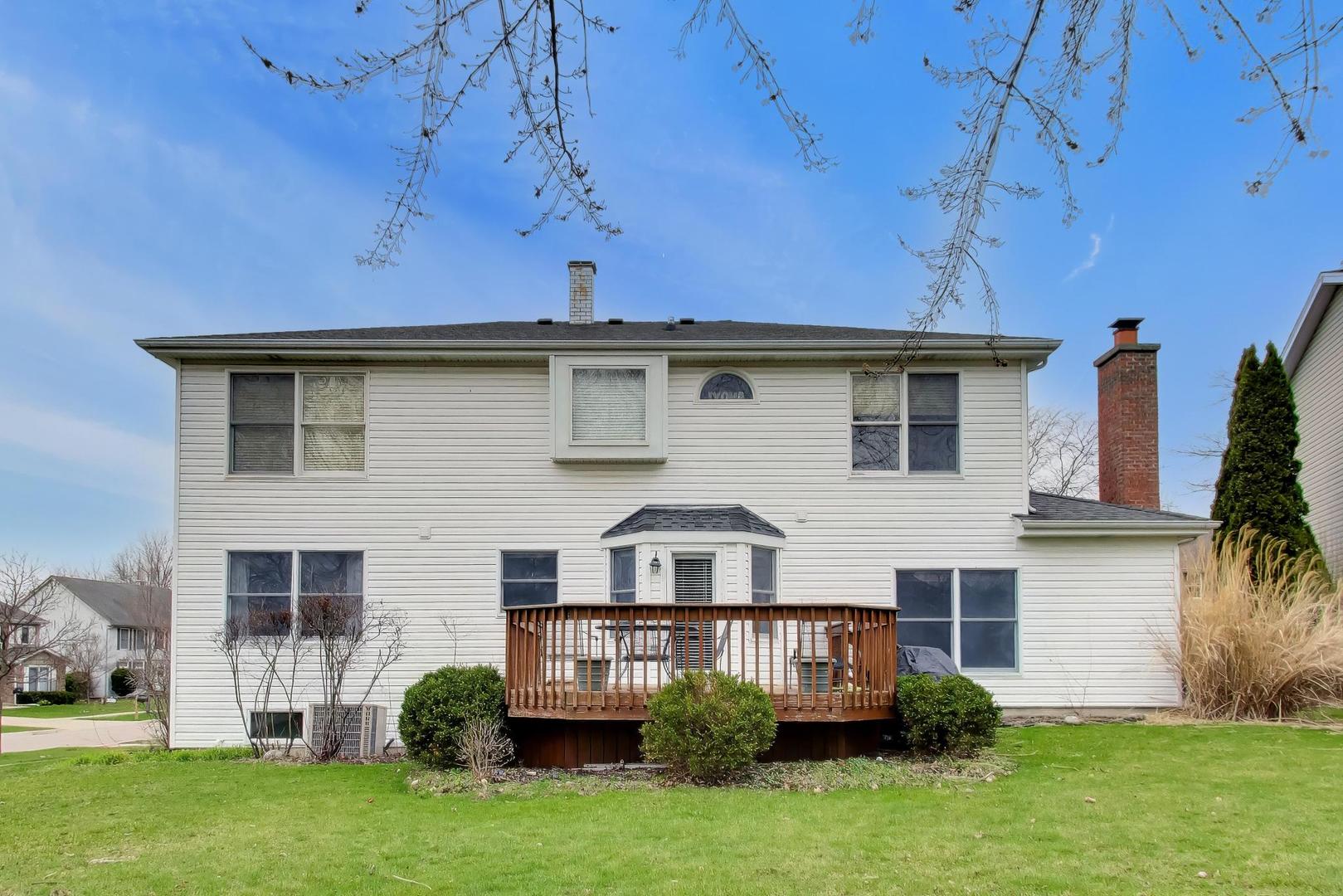 873 Hampton Drive Carol Stream IL 60188