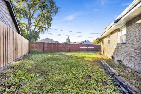11257 South Pacific Drive Worth IL 60482