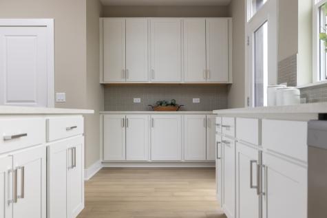 1209 Gateway Court Northbrook IL 60062