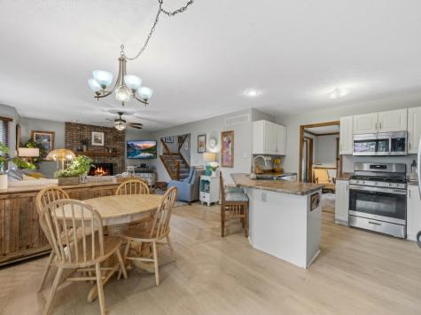 1203 Royal Pointe Drive Bloomington IL 61704