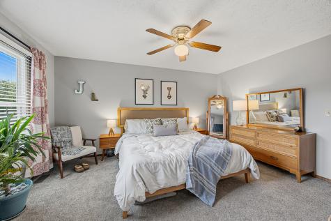 1203 Royal Pointe Drive Bloomington IL 61704