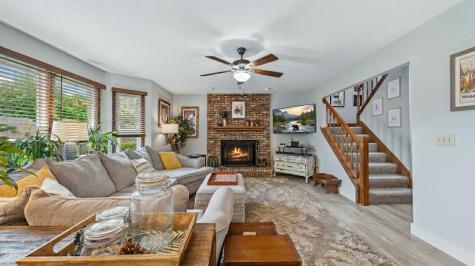 1203 Royal Pointe Drive Bloomington IL 61704