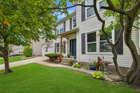 1203 Royal Pointe Drive Bloomington IL 61704