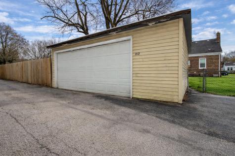212 East 142nd Place Dolton IL 60419