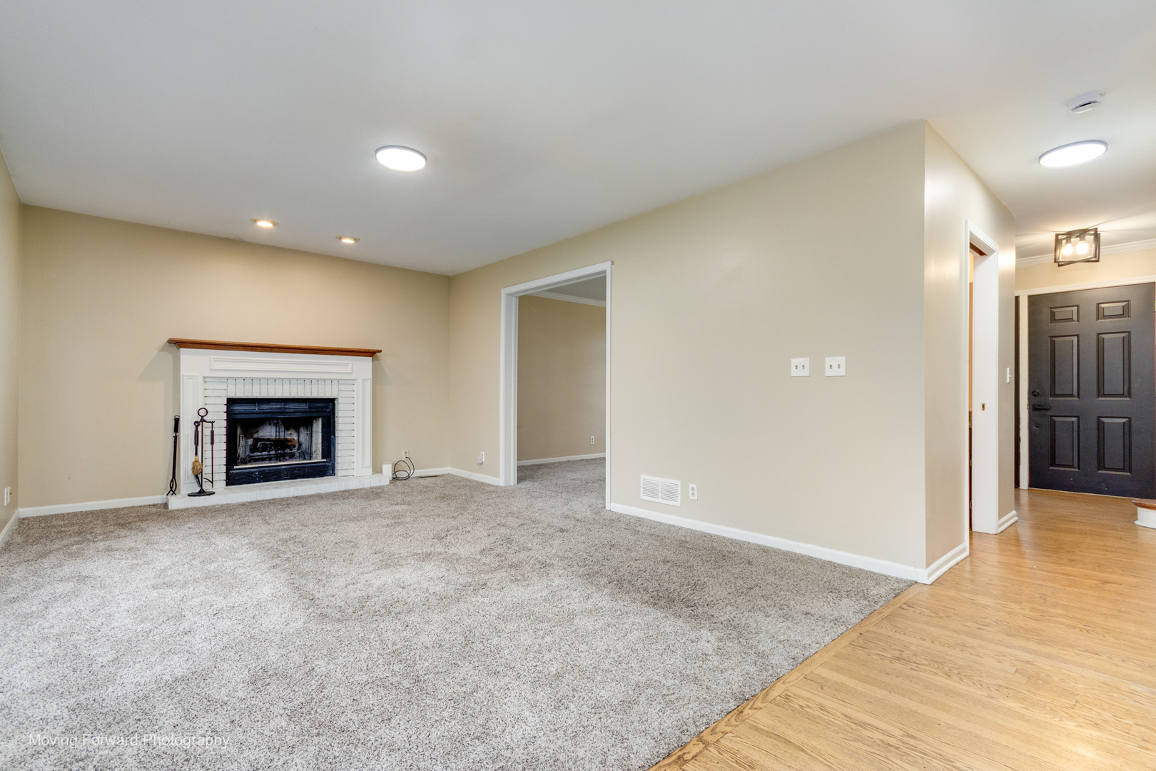 1911 Sapphire Lane Aurora IL 60506