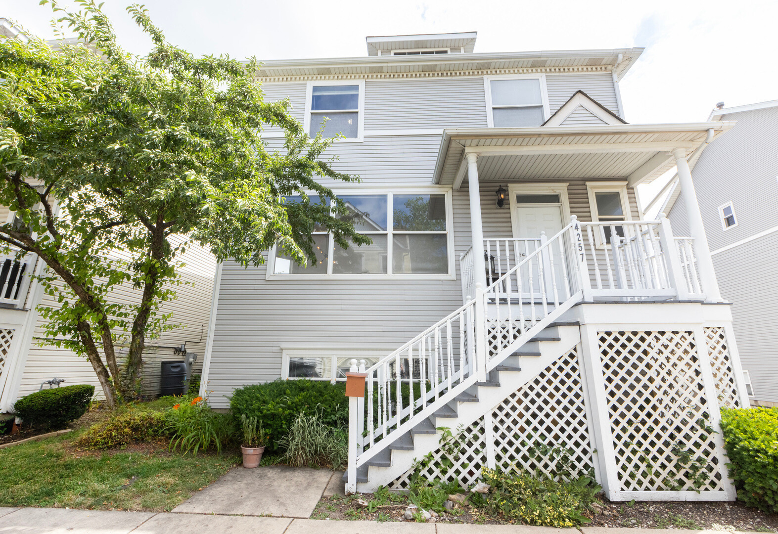 4257 North Kolmar Avenue Chicago IL 60641