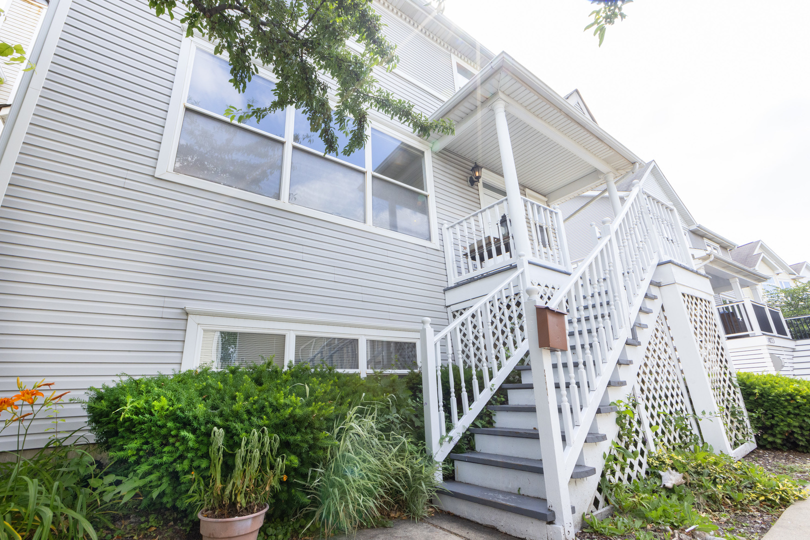 4257 North Kolmar Avenue Chicago IL 60641