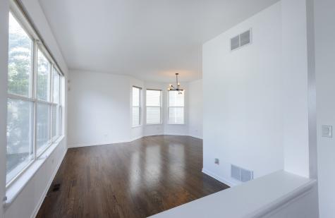 4257 North Kolmar Avenue Chicago IL 60641