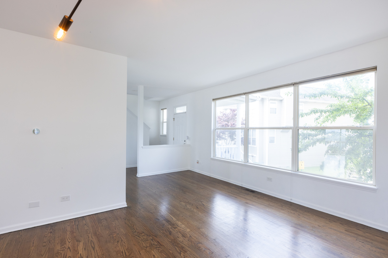 4257 North Kolmar Avenue Chicago IL 60641