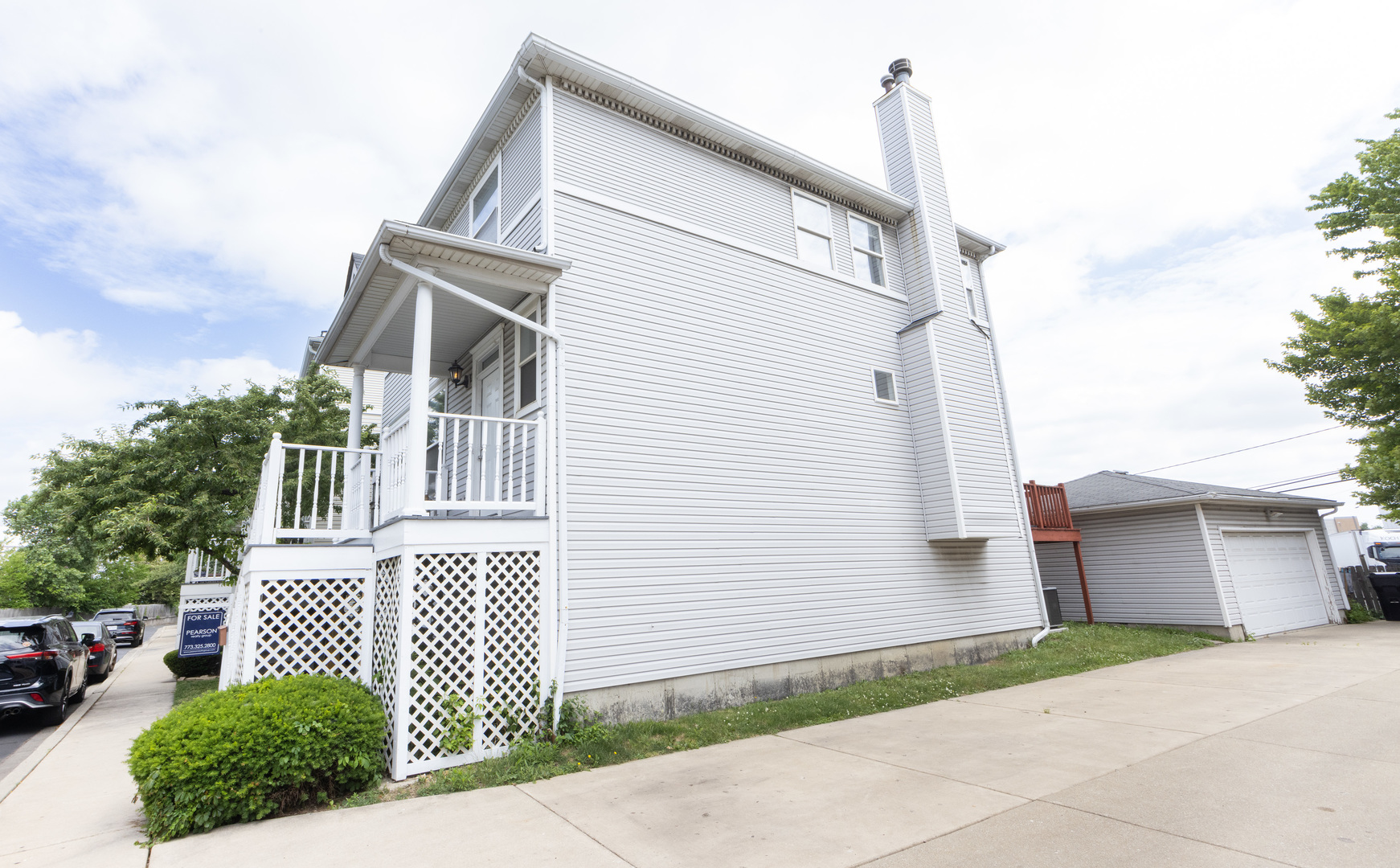 4257 North Kolmar Avenue Chicago IL 60641
