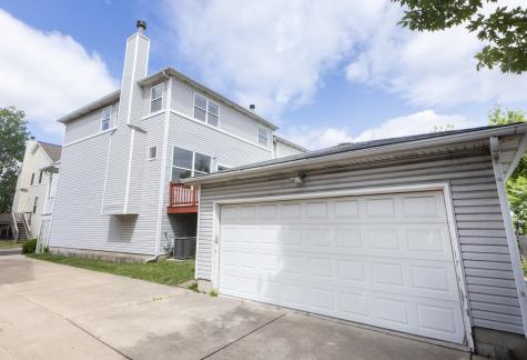 4257 North Kolmar Avenue Chicago IL 60641