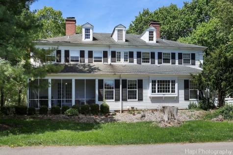 23 West County Line Road Barrington Hills IL 60010