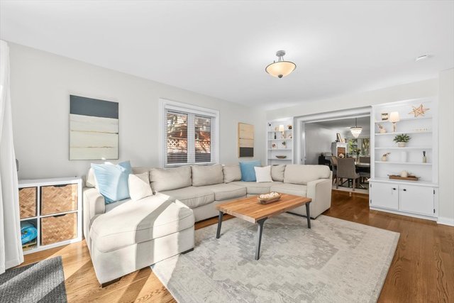 736 North Oak Street Hinsdale IL 60521