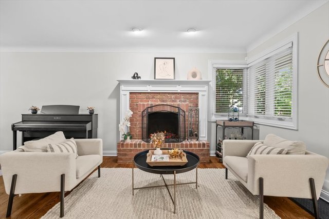 736 North Oak Street Hinsdale IL 60521