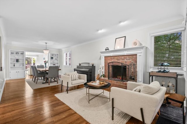 736 North Oak Street Hinsdale IL 60521