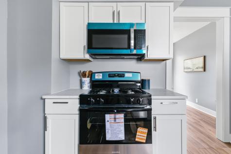 1915 3X Avenue East Moline IL 61244