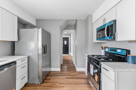1915 3X Avenue East Moline IL 61244