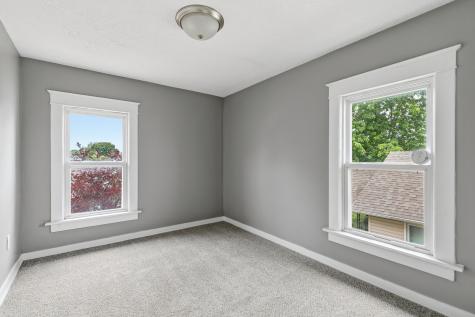 1915 3X Avenue East Moline IL 61244