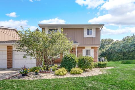 1010 Heathrow Court Wheaton IL 60189