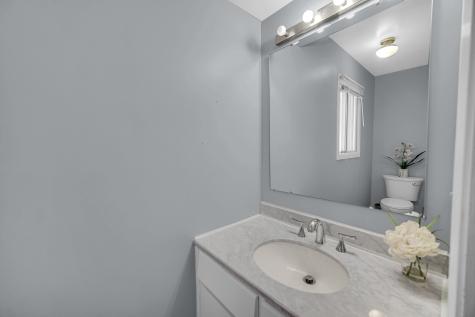 1010 Heathrow Court Wheaton IL 60189