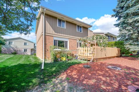 1010 Heathrow Court Wheaton IL 60189