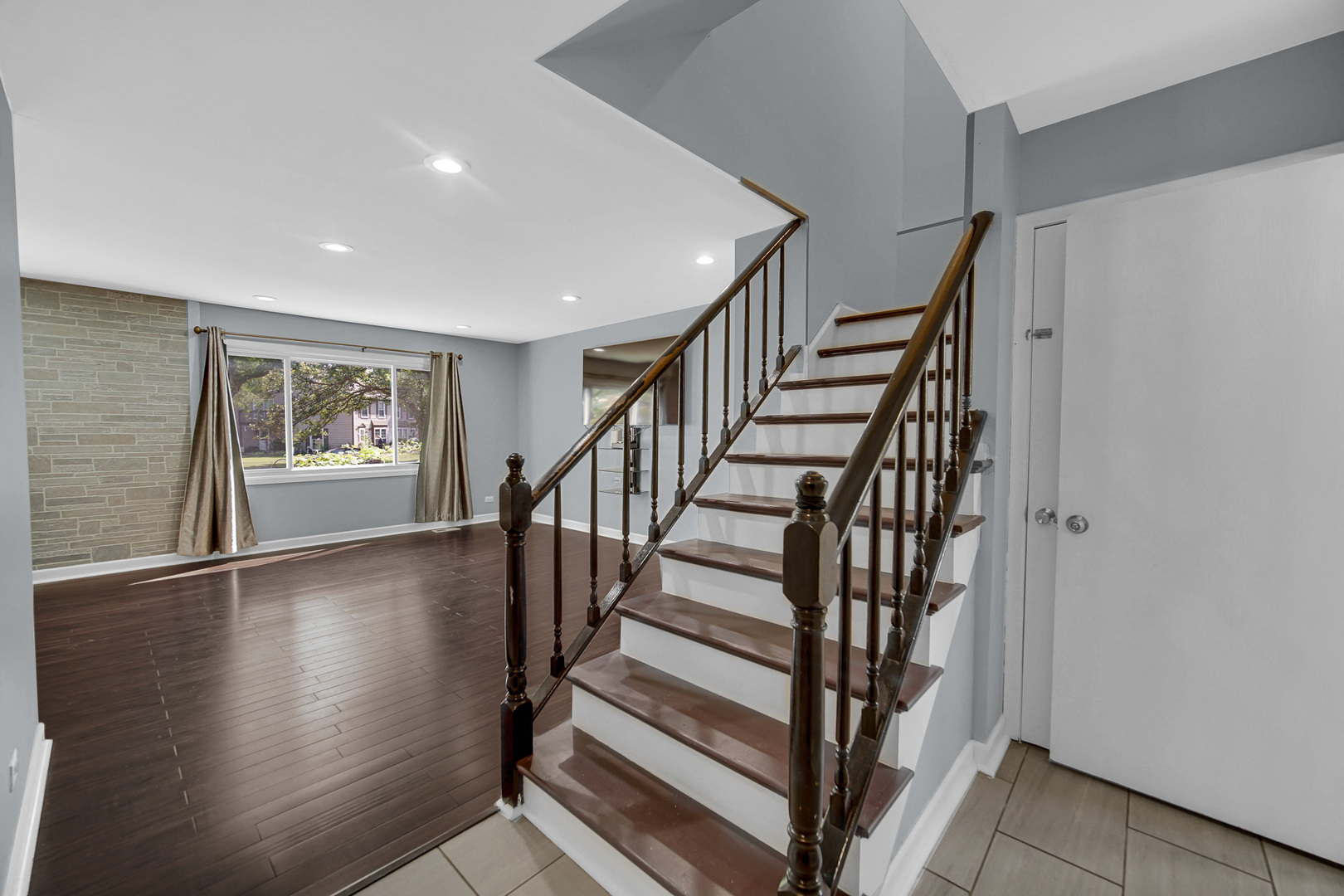 1010 Heathrow Court Wheaton IL 60189