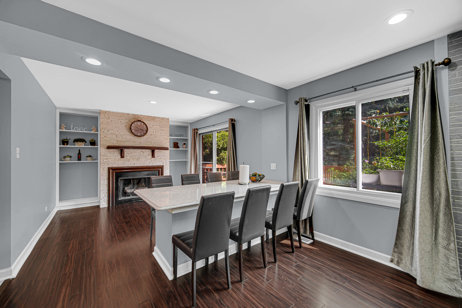 1010 Heathrow Court Wheaton IL 60189