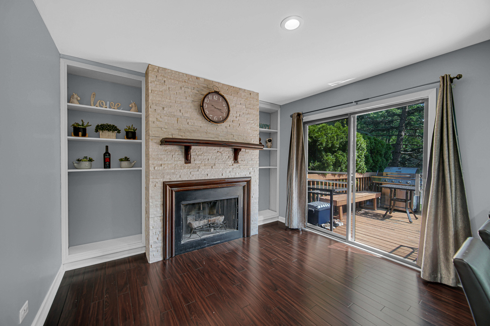 1010 Heathrow Court Wheaton IL 60189