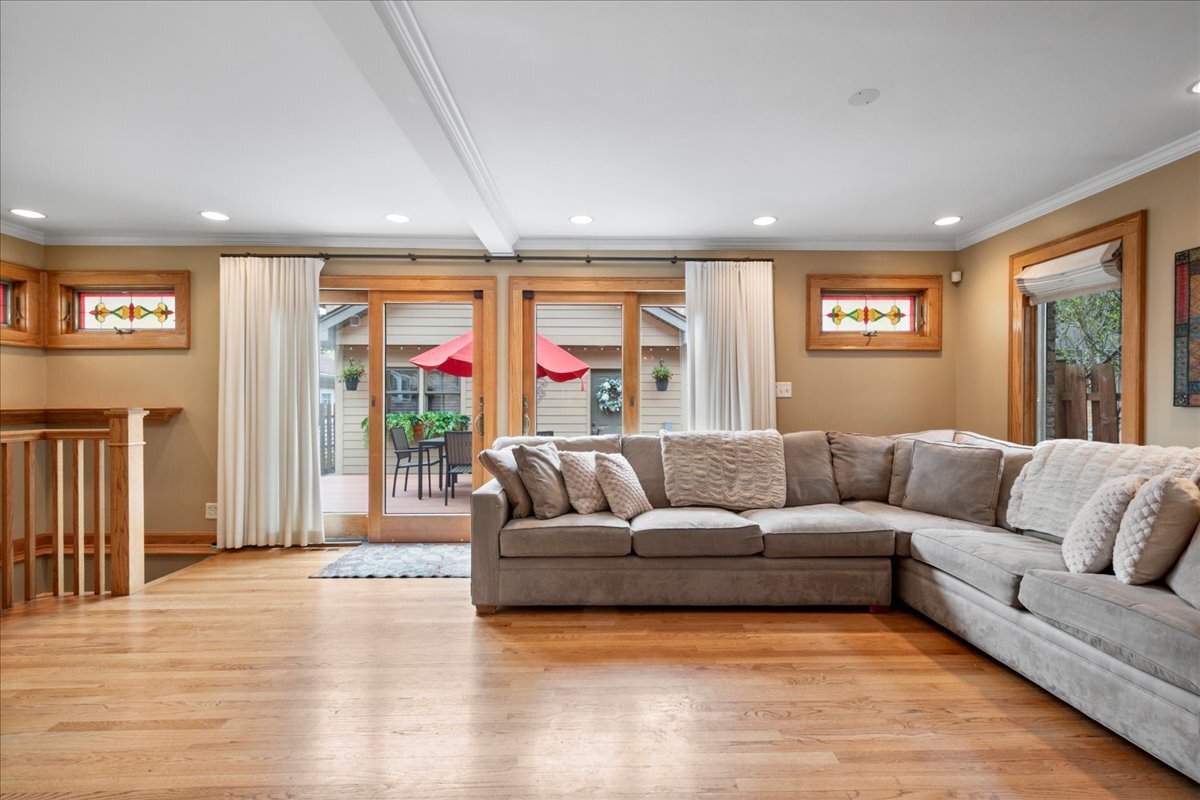 4947 Estes Avenue Skokie IL 60077