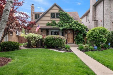 4947 Estes Avenue Skokie IL 60077