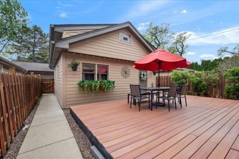 4947 Estes Avenue Skokie IL 60077