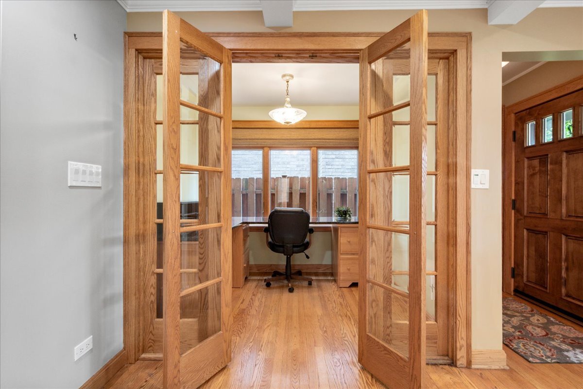 4947 Estes Avenue Skokie IL 60077