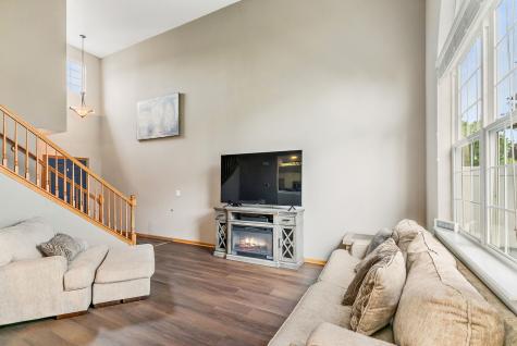 22 Rolling Oaks Road Sugar Grove IL 60554