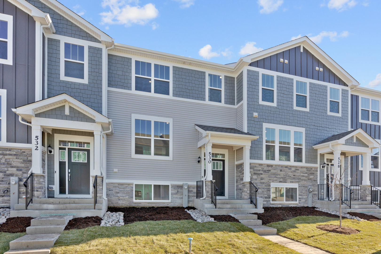 530 Wolverine Drive Aurora IL 60502