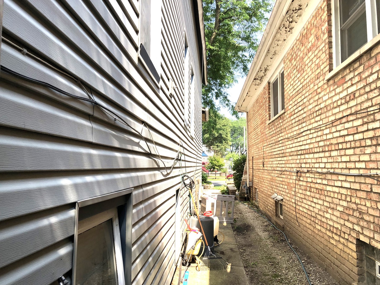 4134 North Kolmar Avenue Chicago IL 60641