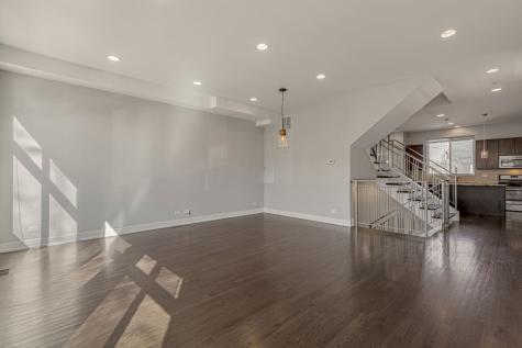 4406 West Wilson Avenue Chicago IL 60630