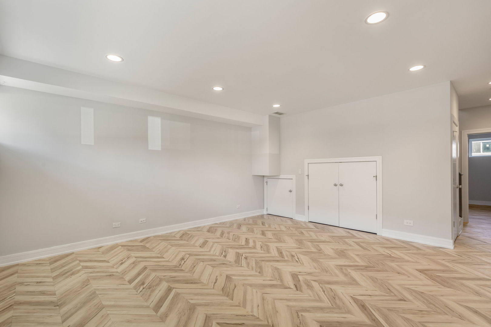 4406 West Wilson Avenue Chicago IL 60630