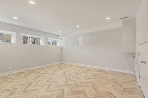 4406 West Wilson Avenue Chicago IL 60630