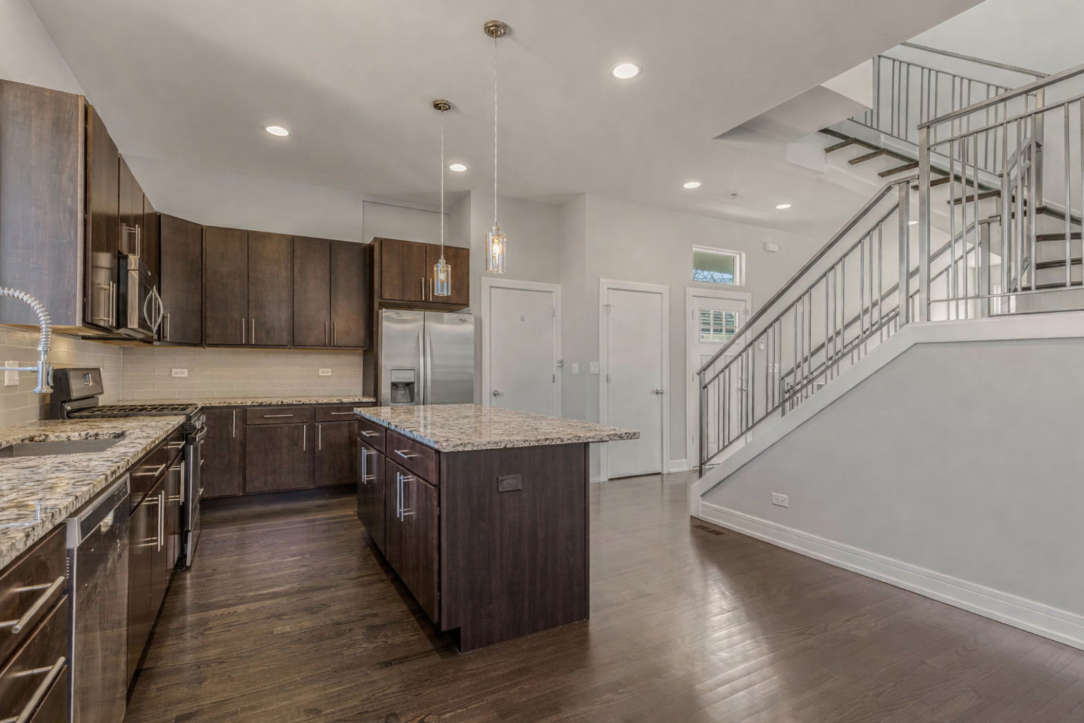 4406 West Wilson Avenue Chicago IL 60630
