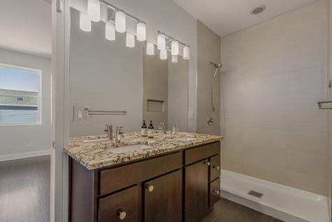 4406 West Wilson Avenue Chicago IL 60630