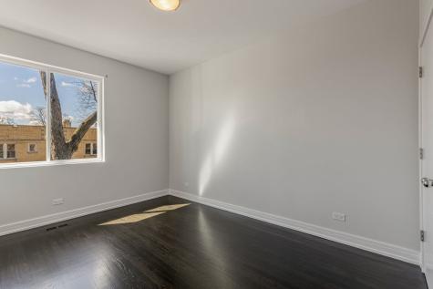 4406 West Wilson Avenue Chicago IL 60630