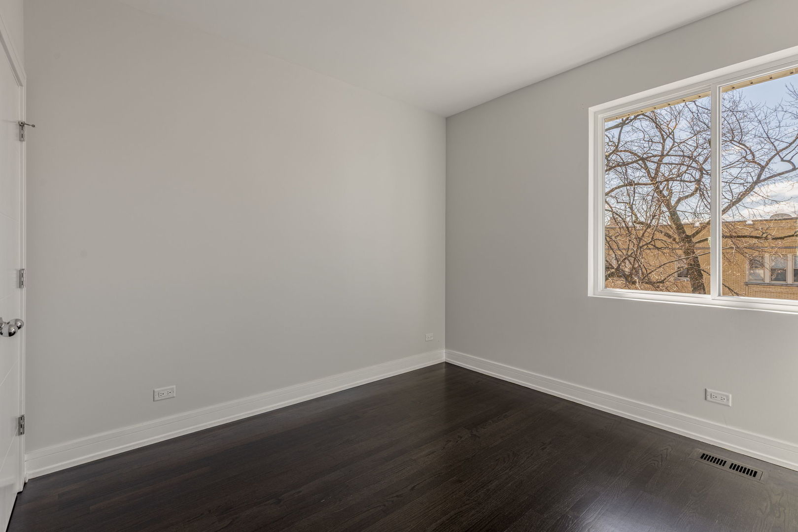 4406 West Wilson Avenue Chicago IL 60630