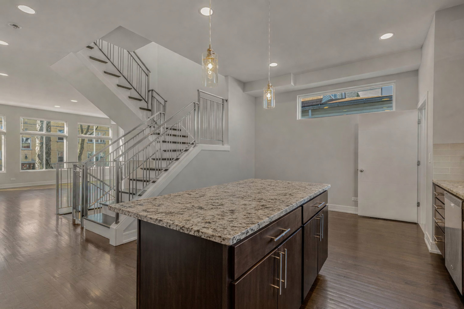4406 West Wilson Avenue Chicago IL 60630