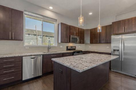 4406 West Wilson Avenue Chicago IL 60630