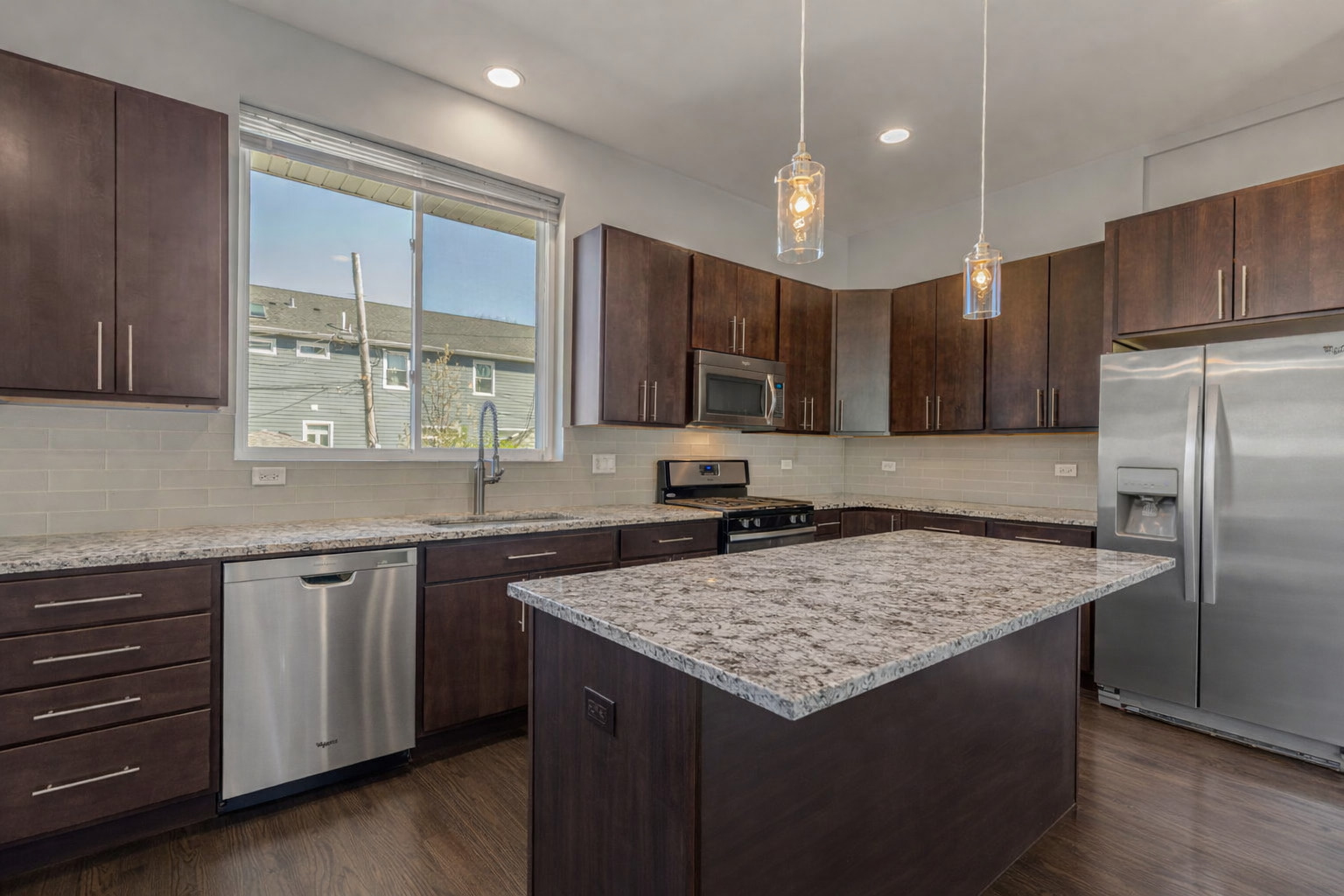 4406 West Wilson Avenue Chicago IL 60630