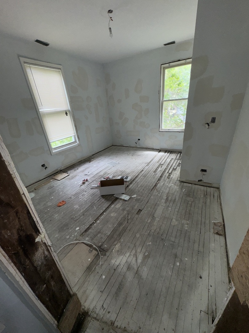 7051 South Princeton Avenue Chicago IL 60621