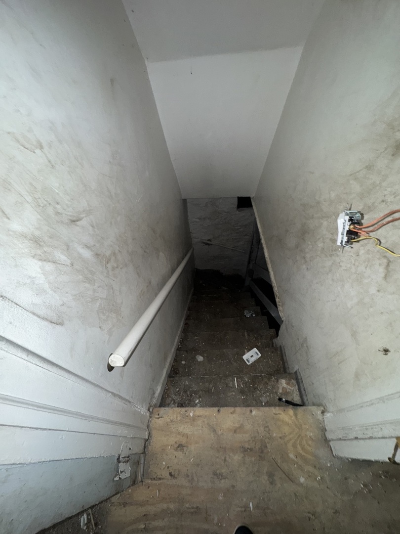 7051 South Princeton Avenue Chicago IL 60621