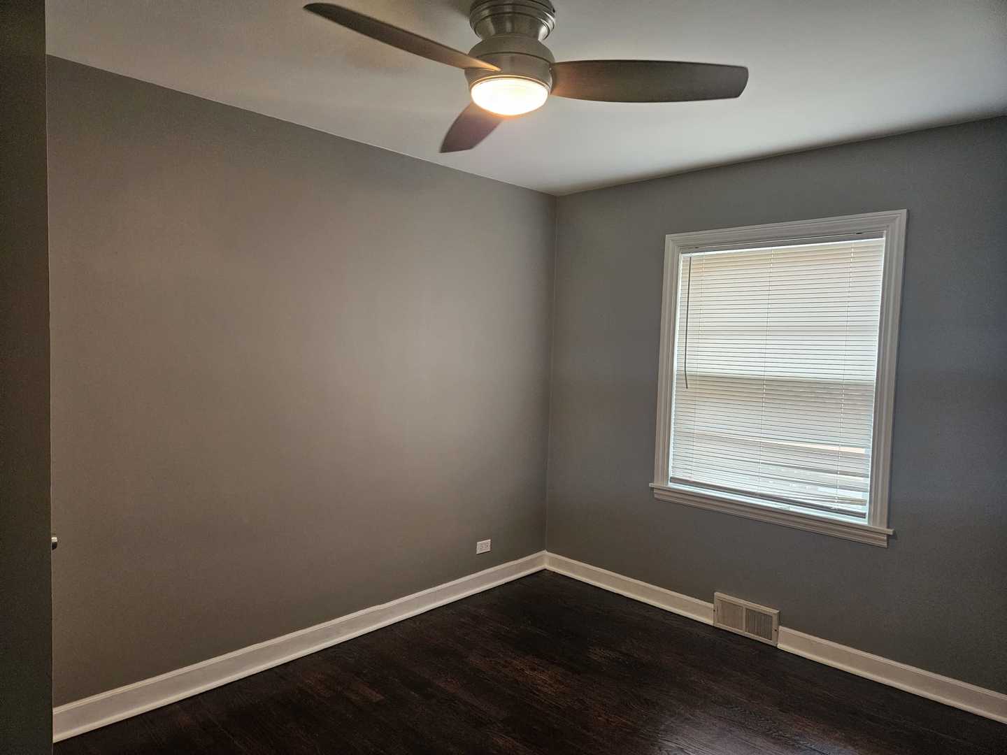 45 North Wisconsin Avenue N Addison IL 60101