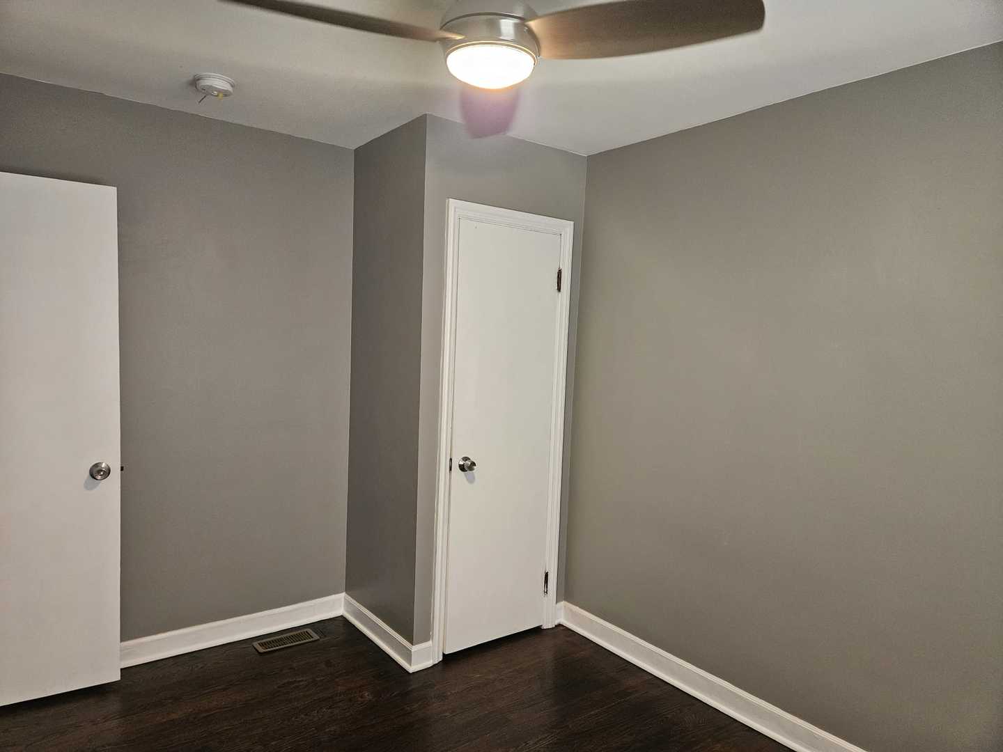 45 North Wisconsin Avenue N Addison IL 60101